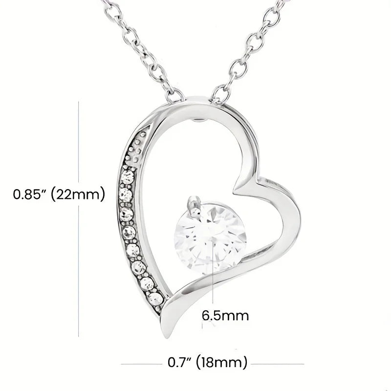 Heart's Delight Pendant Necklace